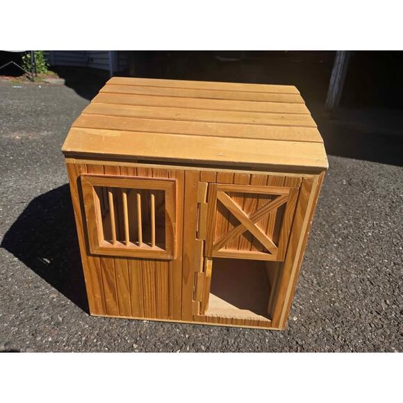 Melissa & Doug fold and go Barn missing side door with animals - Picture 3 of 5